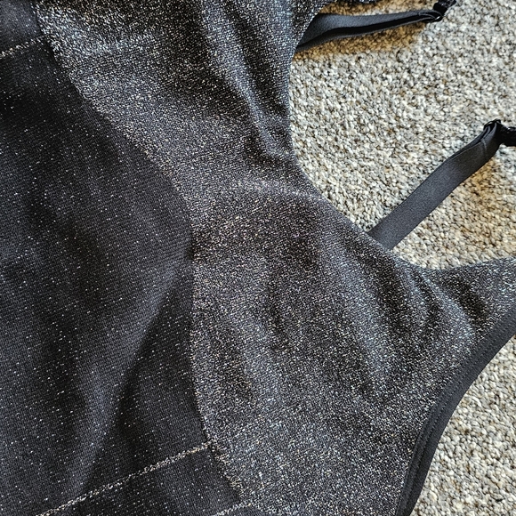 Victoria Secret crop top - Picture 2 of 6